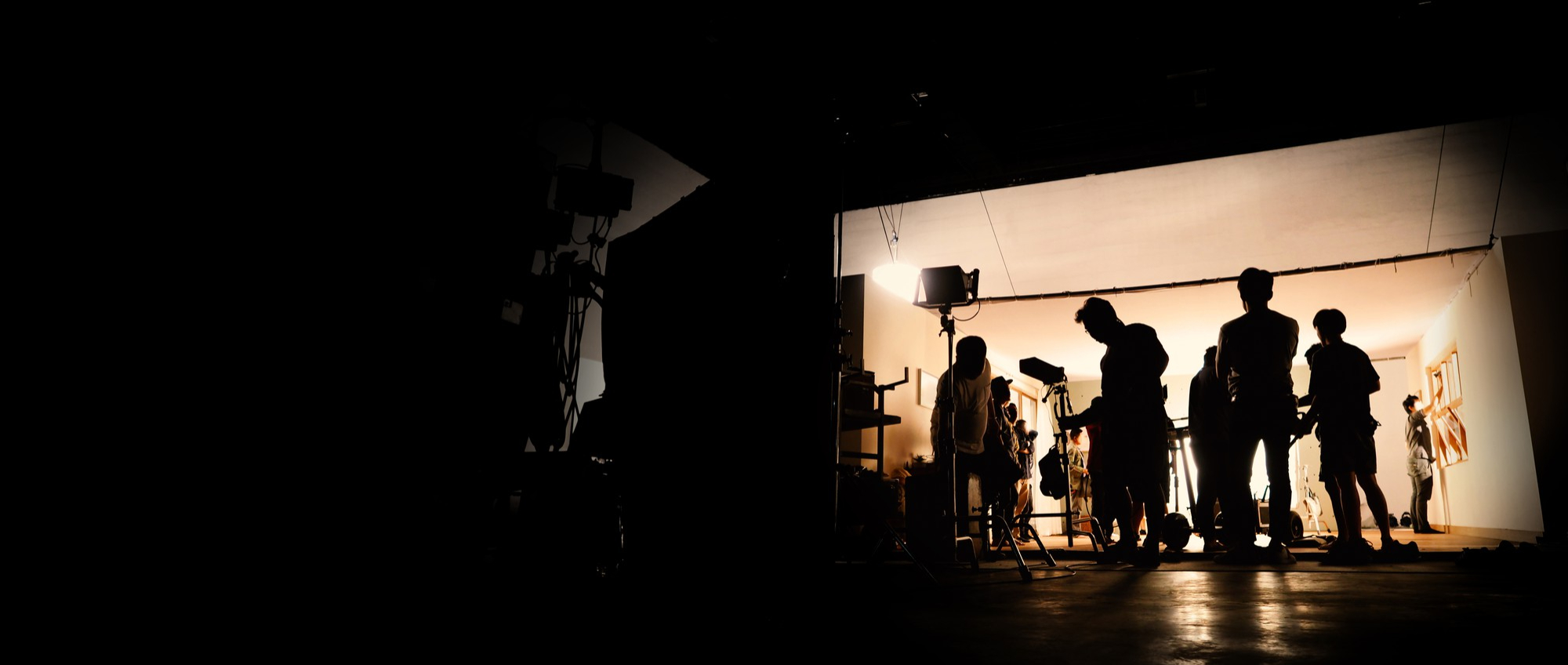 bg_sec_img_ourworks_contactus1_aboutus1_sctn7